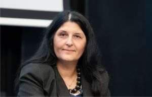 Ramona Ivan, CEC Bank: ”Ca să implementezi un proiect cu finanţare nerambursabilă, trebuie să porneşti de la o idee viabilă”